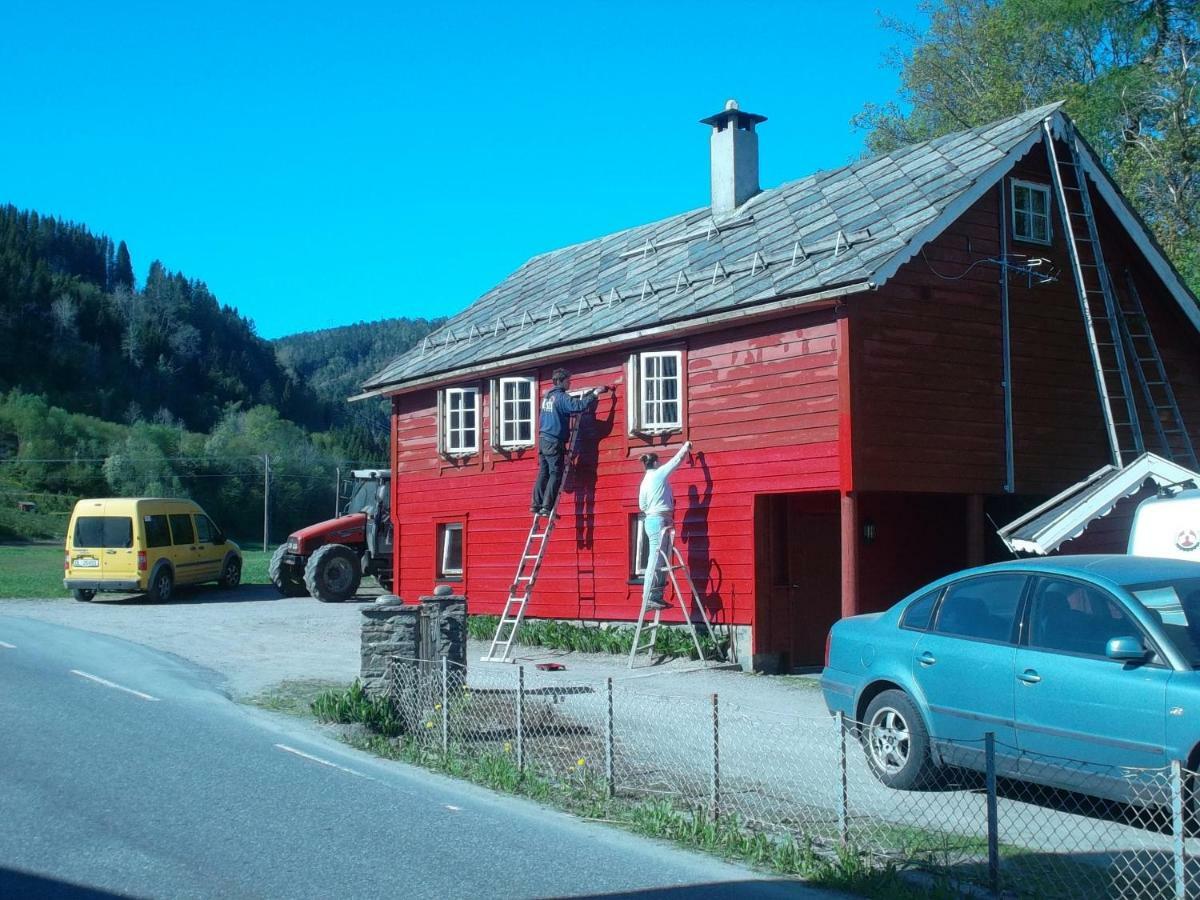 Mo Gardsferie-Pers Frukthage Villa Øystese Exterior foto